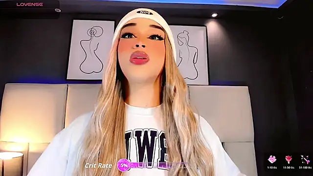 Valeriasmiithh online show from October 26, 8:31 pm