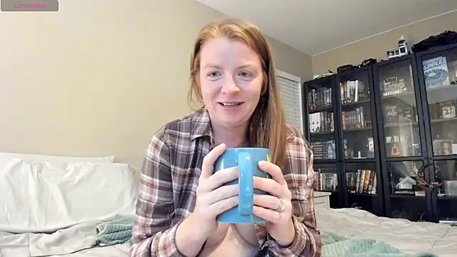 LndsyR90 online show from November 22, 3:16 am