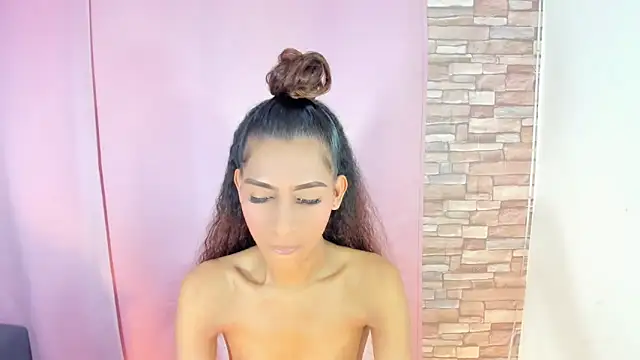 Ashley Alexa online show from April 12, 9:01 am