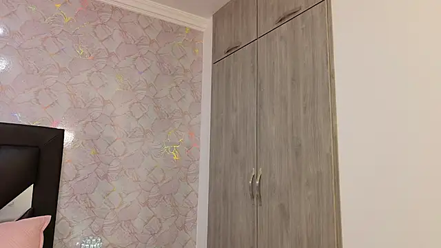 CataRicci online show from February 22, 1:57 pm