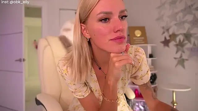 Ohbabykelly online show from May 28, 11:10 pm
