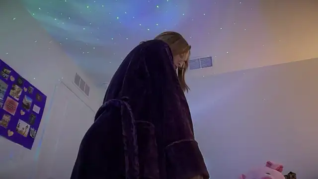 miasecretx online show from March 8, 8:28 am