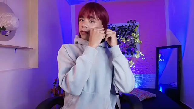 Snapshot of Katy_bratz_ chatting on October 3, 2:59 am Katy bratz online show from October 3, 2:59 am