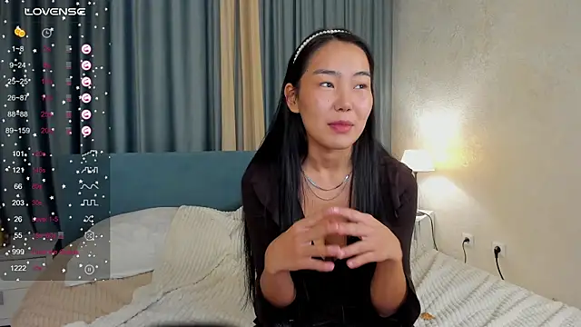 Snapshot of AsianCheek chatting on November 24, 1:38 am AsianCheek online show from November 24, 1:38 am