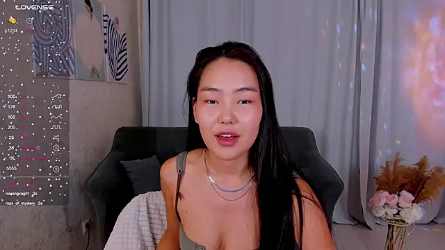 Snapshot of AsianCheek chatting on November 9, 1:42 am AsianCheek online show from November 9, 1:42 am