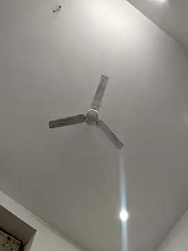 Snapshot of Kayna_Rawat chatting on November 28, 10:59 am Kayna Rawat online show from November 28, 10:59 am