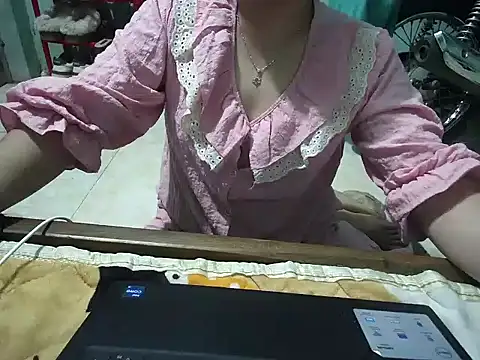 Xue weng online show from March 10, 12:20 pm