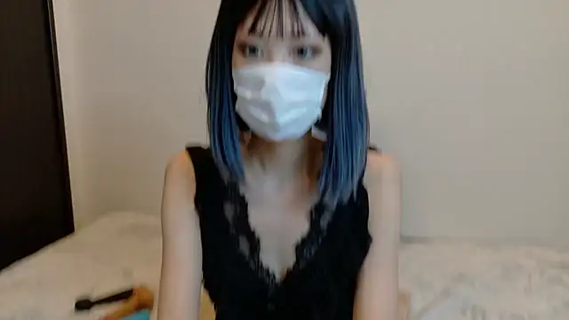 Snapshot of sarina_at chatting on September 29, 4:19 am sarina at online show from September 29, 4:19 am