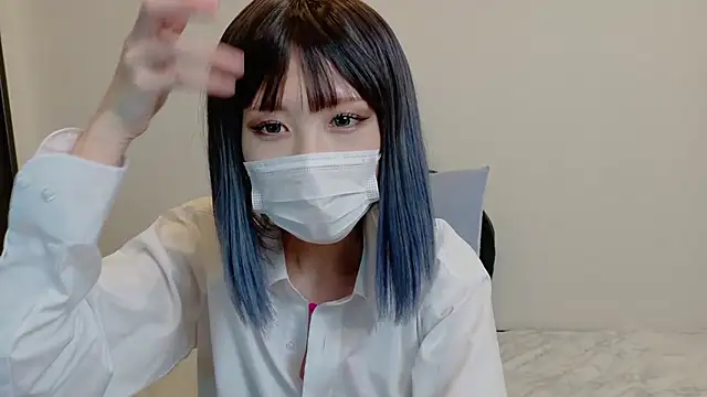 sarina at online show from May 6, 4:38 am