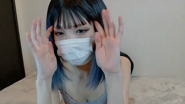 sarina at online show from February 23, 9:21 am