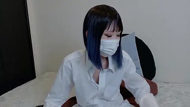 sarina at online show from May 23, 7:29 am