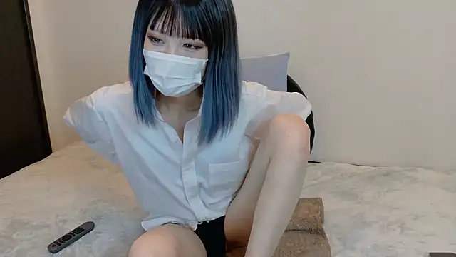 sarina at online show from March 16, 4:20 am