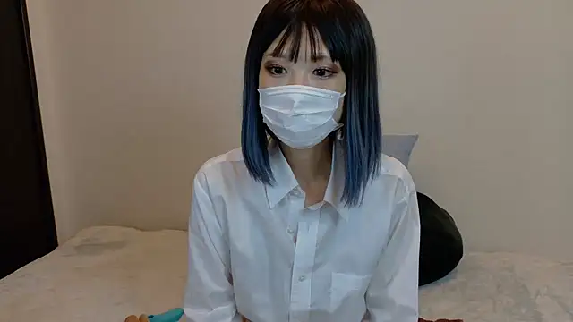 Snapshot of sarina_at chatting on October 15, 9:28 am sarina at online show from October 15, 9:28 am