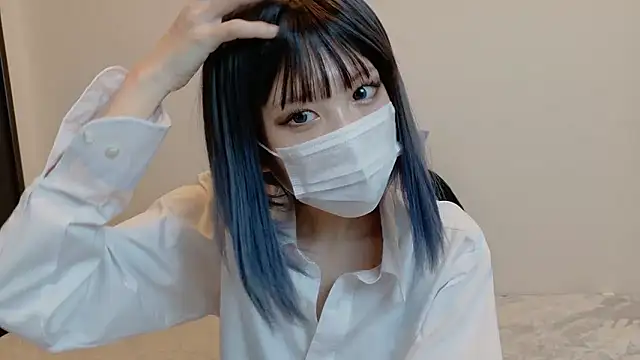 sarina at online show from March 30, 4:25 am