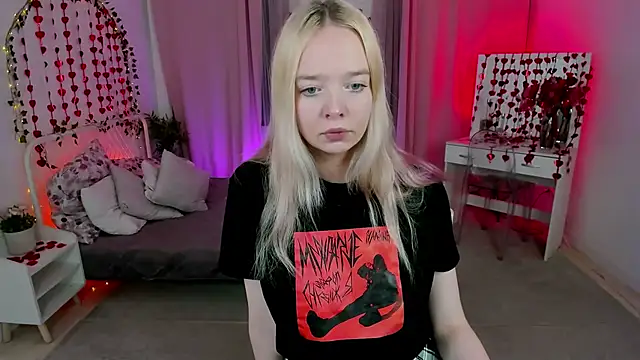 BellaMontgomery online show from February 10, 1:10 pm