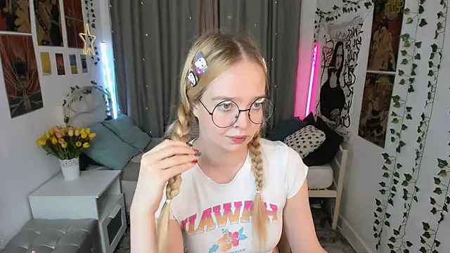 BellaMontgomery online show from November 9, 11:42 pm