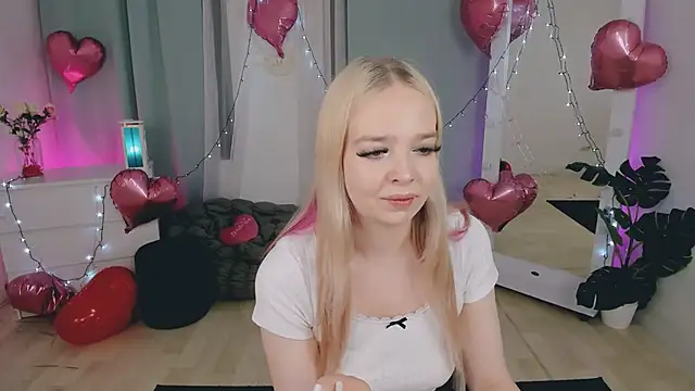 BellaMontgomery online show from February 25, 4:07 pm