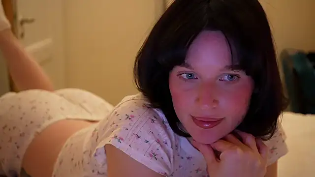 ellaa91 online show from March 16, 6:43 pm