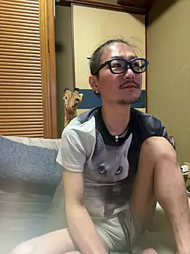 Snapshot of uta002418 chatting on June 5, 2:12 pm uta002418 online show from June 5, 2:12 pm
