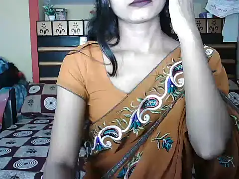 Snapshot of ROSE_GOLDE chatting on October 2, 2:20 pm ROSE GOLDE online show from October 2, 2:20 pm