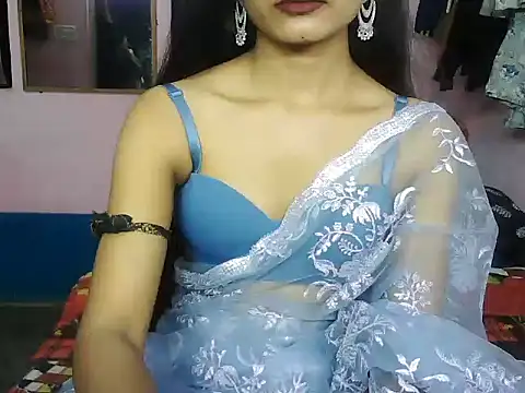 Snapshot of ROSE_GOLDE chatting on November 11, 4:46 pm ROSE GOLDE online show from November 11, 4:46 pm
