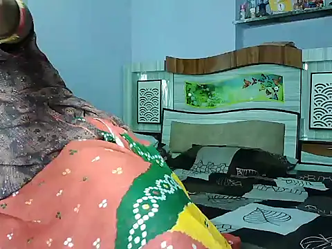 Snapshot of ROSE_GOLDE chatting on June 10, 2:51 pm ROSE GOLDE online show from June 10, 2:51 pm
