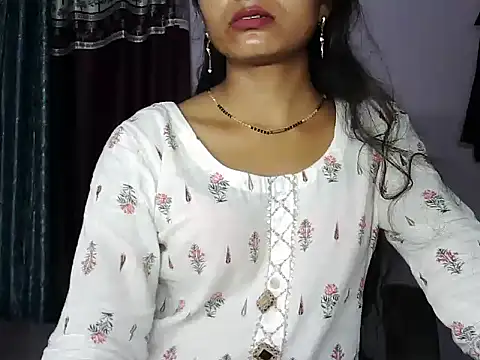 Snapshot of ROSE_GOLDE chatting on July 19, 6:22 am ROSE GOLDE online show from July 19, 6:22 am