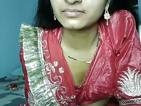 Snapshot of ROSE_GOLDE chatting on June 14, 10:00 pm ROSE GOLDE online show from June 14, 10:00 pm