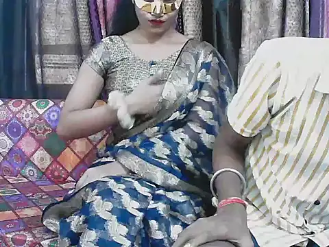 Snapshot of horny__couple_ chatting on October 4, 7:54 am horny couple online show from October 4, 7:54 am