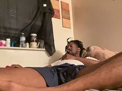 viceutk1 online show from September 18, 10:07 am