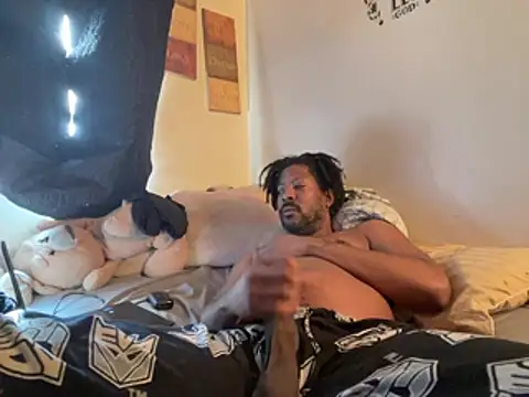 viceutk1 online show from February 25, 5:57 pm