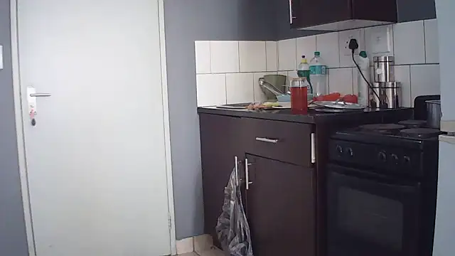 CouplesX96xx online show from April 10, 9:49 am