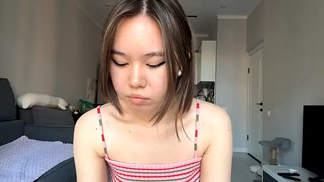 Wow Akemi online show from October 28, 8:46 am