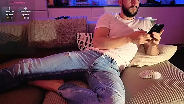 boiteasex online show from April 23, 3:57 am