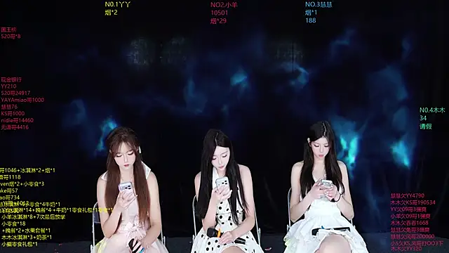 EYgirl222 online show from November 16, 8:30 am