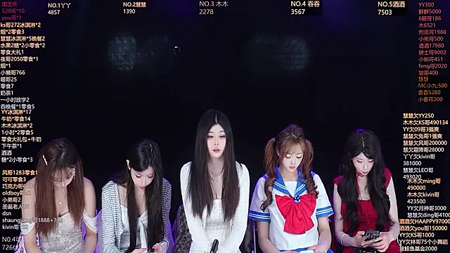 EYgirl222 online show from March 24, 7:19 am