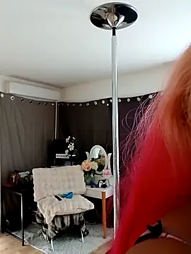 iamlalamilano online show from March 25, 3:22 pm