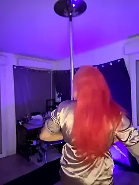 iamlalamilano online show from February 23, 5:46 pm