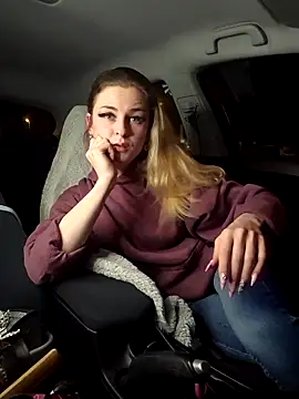 Melly4You online show from March 29, 6:42 pm