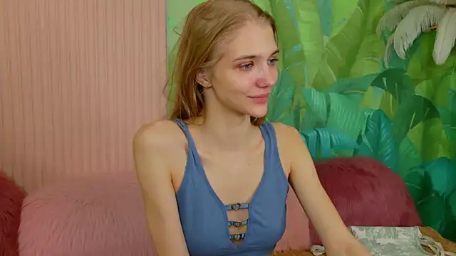 Snapshot of 4example_Chloe chatting on February 27, 10:37 am 4example Chloe online show from February 27, 10:37 am