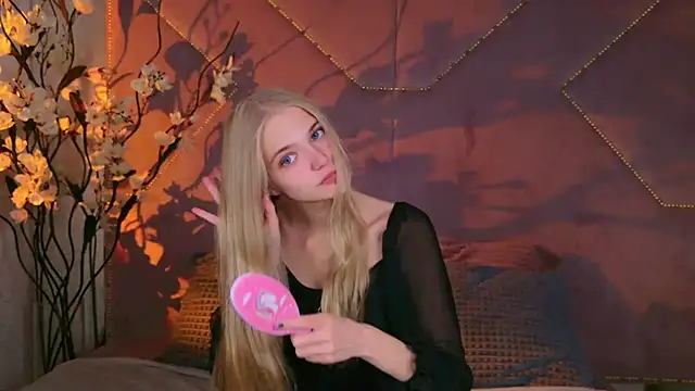 4example Chloe online show from October 1, 10:41 am