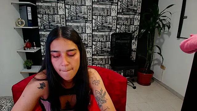 DanielaMonroe online show from May 2, 12:27 am