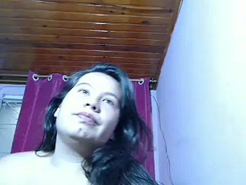 Snapshot of nina_kisslove chatting on September 26, 3:52 pm nina kisslove online show from September 26, 3:52 pm