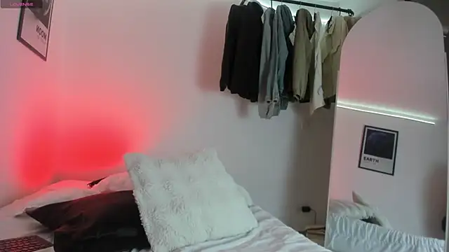 twinguys online show from November 10, 3:06 pm