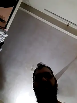 Hot-boy077 online show from February 12, 6:29 pm