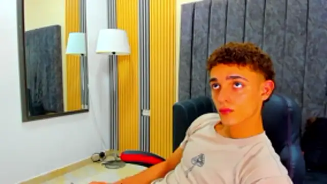 nathan shimmer online show from January 8, 9:10 pm