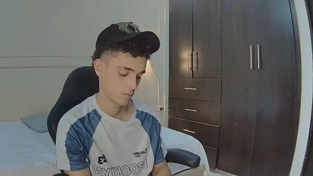 nathan shimmer online show from December 21, 9:59 pm