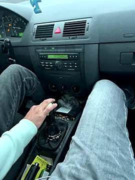 Dodxx77 online show from September 28, 4:58 pm