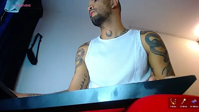 LickMyInk online show from November 30, 10:49 am