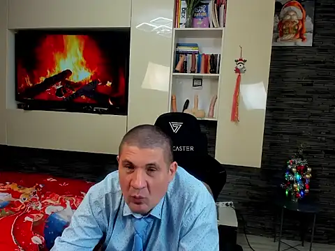 SpartacusDaddy48 online show from January 12, 1:12 am